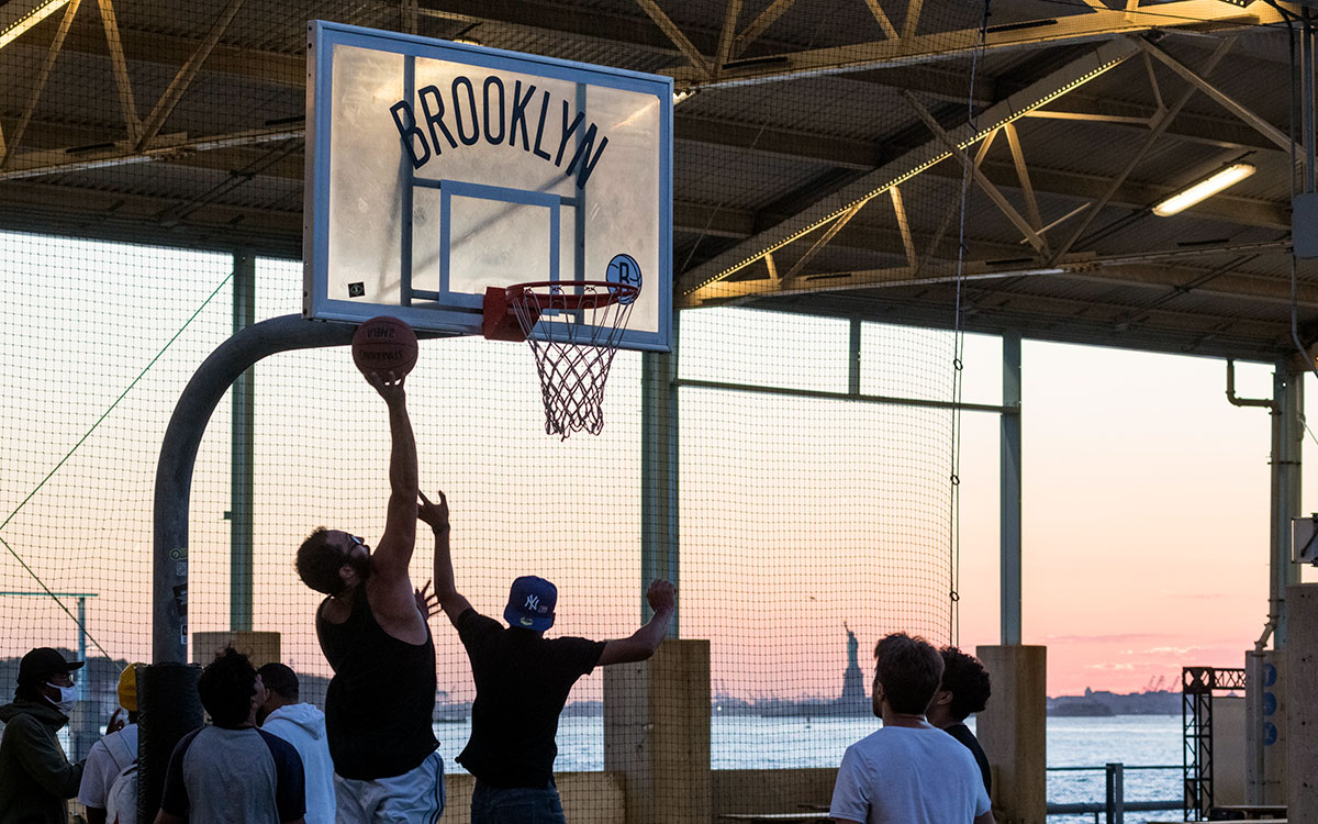 Basketball players in Brooklyn Bridge Park